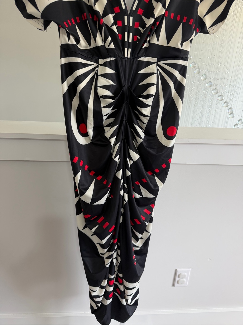 Commense Geometric Print V Midi Dress - Picture 6 of 8